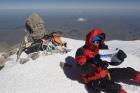 Na szczycie Elbrusa tylko zdjęcie i byle szybciej na dół.
