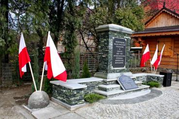 Nowy pomnik w Istebnej Centrum