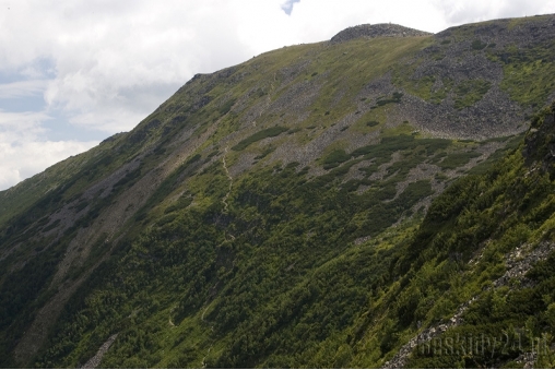 widoczna-jako-waska-sciezka-perc-akademicka-i-szczyt-babiej-gory-beskid-zywiecki