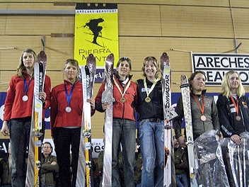 Julia Wajda i Anna Figura na podium