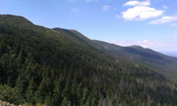 Beskid Żywiecki – piękno krajobrazu przez cały rok Beskid Żywiecki – piękno krajobrazu przez cały rok