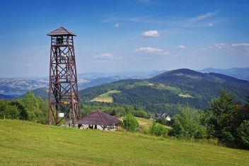 Wieża widokowa w Beskidach