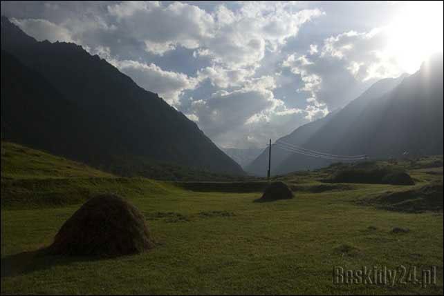 Dolina Bezingi - serce Kaukazu