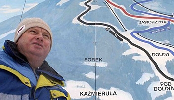 Krzysztof Marek ze szczyrkowskiego COS potwierdza, że trasą FIS (czarny kolor) będzie można szusować w sobotę (© FOT. Łukasz Klimaniec) Krzysztof Marek ze szczyrkowskiego COS potwierdza, że trasą FIS (czarny kolor) będzie można szusować w sobotę (© FOT. Łukasz Klimaniec)