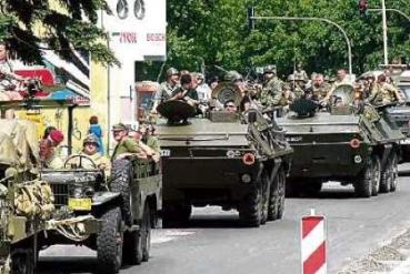 Miłośnicy sprzętu wojskowego zjechali na weekend do stolicy Podbeskidzia Miłośnicy sprzętu wojskowego zjechali na weekend do stolicy Podbeskidzia