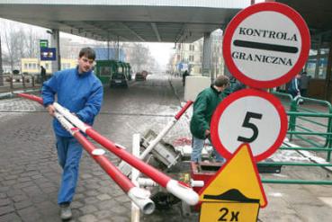 Nasze granice z Unią już bez szlabanów Nasze granice z Unią już bez szlabanów